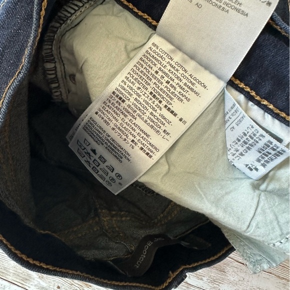 Levi’s Red Tab 524 Bootcut Jeans | W33 L32 | 17M - Picture 8 of 12